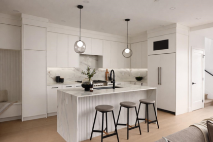 1 421 W 23rd Avenue, Vancouver, BC, Kitsilano — 3 bed half duplex for sale