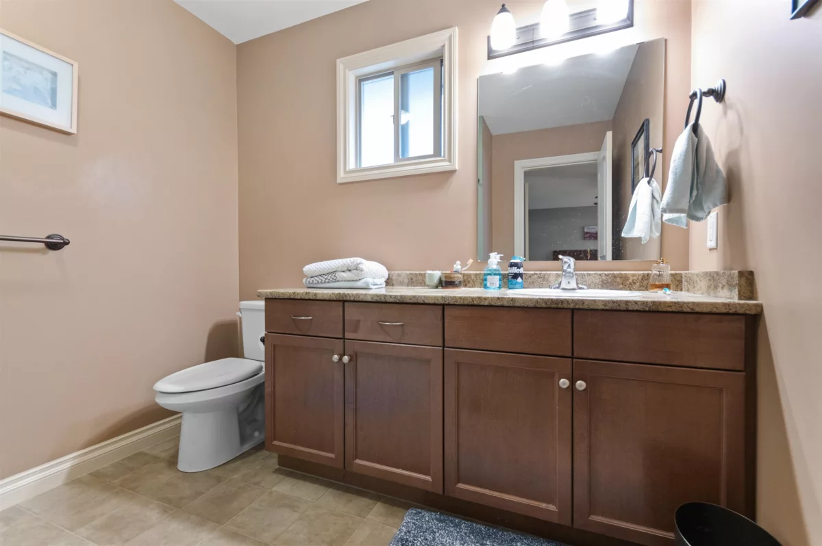 Hallway Photo of 15 1854 Heath Road, Agassiz, BC