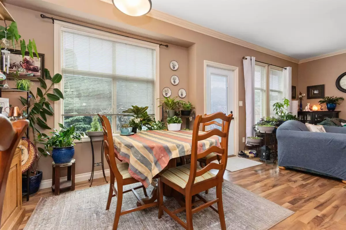 Walk-In Closet Photo of 15 1854 Heath Road, Agassiz, BC