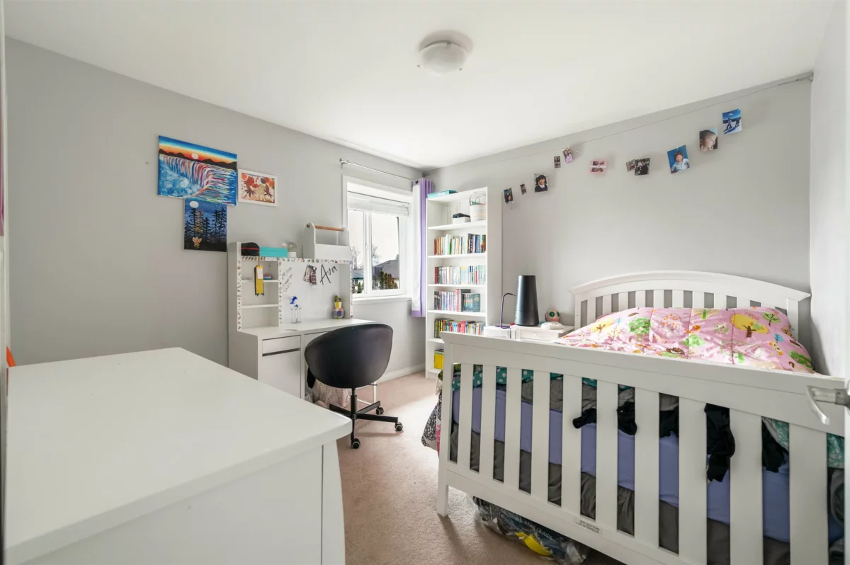 Entry Foyer Photo of 15476 110 Avenue, Surrey, BC
