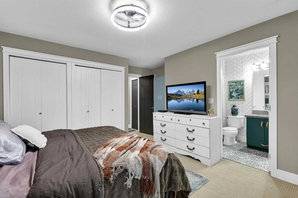 Bedroom 3 Photo of 101 13368 72 Avenue, Surrey, BC
