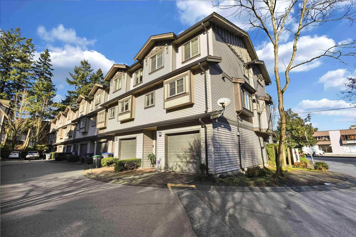 Outdoor Patio Photo of 101 13368 72 Avenue, Surrey, BC