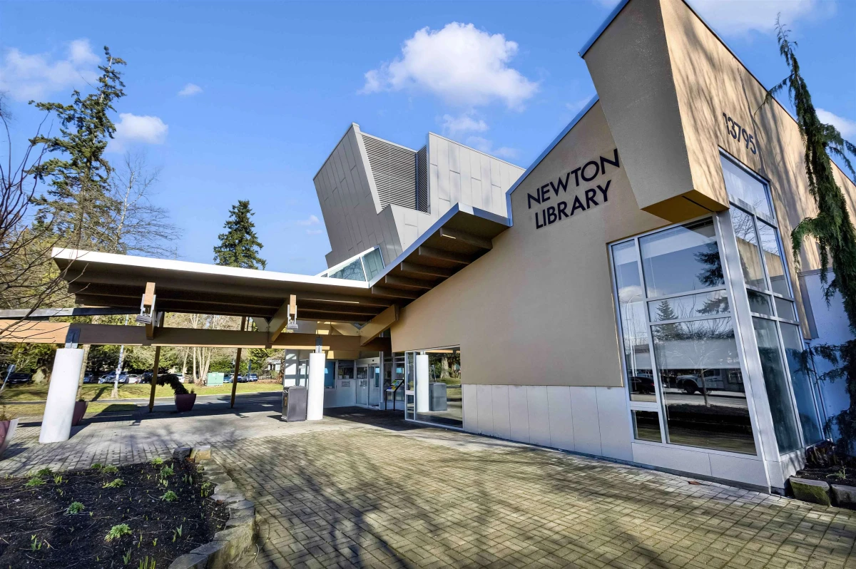 Swimming Pool Photo of 101 13368 72 Avenue, Surrey, BC
