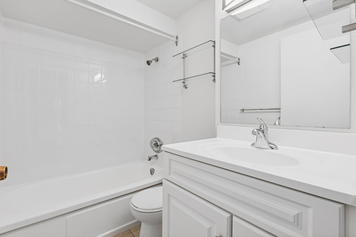 Bedroom 2 Photo of 879 Westview Crescent, North Vancouver, BC