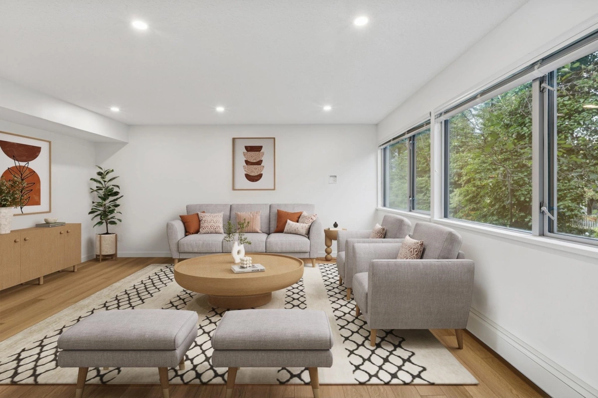 Living Room Photo of 879 Westview Crescent, North Vancouver, BC