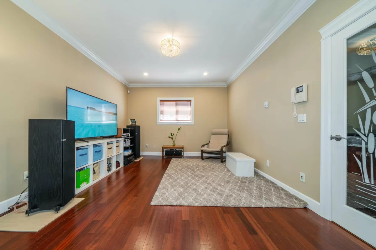 Guest Bathroom Photo of 3968 Spruce Street, Burnaby, BC