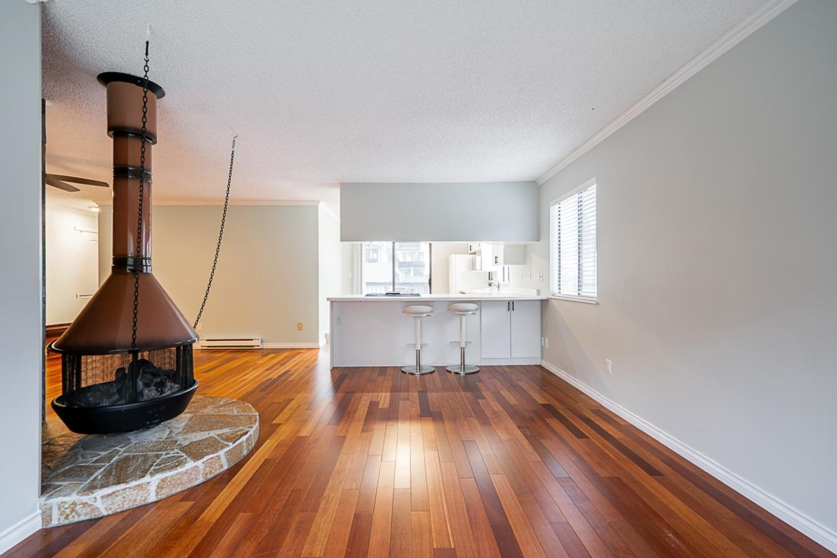 Dining Area Photo of 8074 19th Avenue, Burnaby, BC