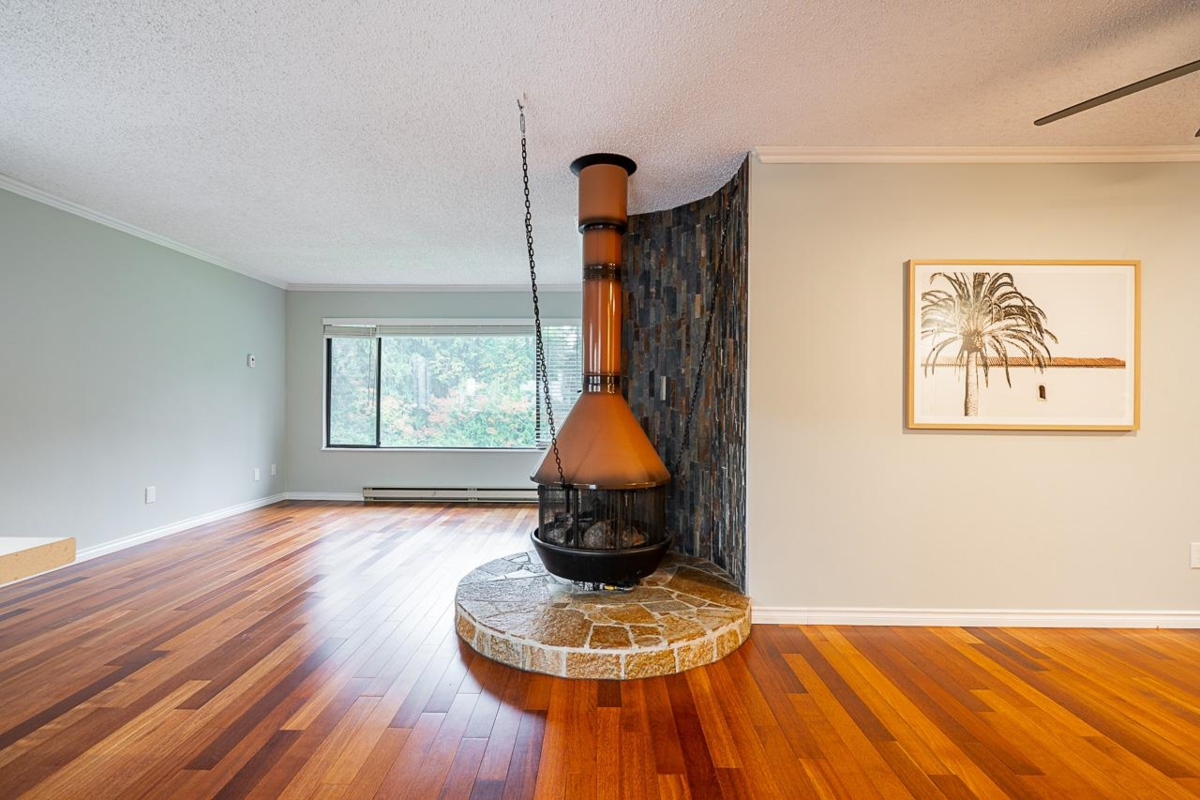 Living Room Photo of 8074 19th Avenue, Burnaby, BC