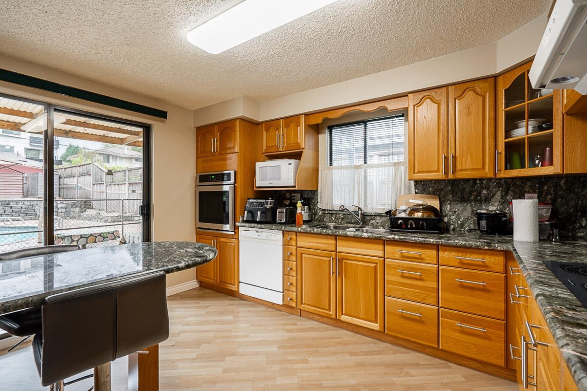 Loft / Bonus Room Photo of 8074 19th Avenue, Burnaby, BC