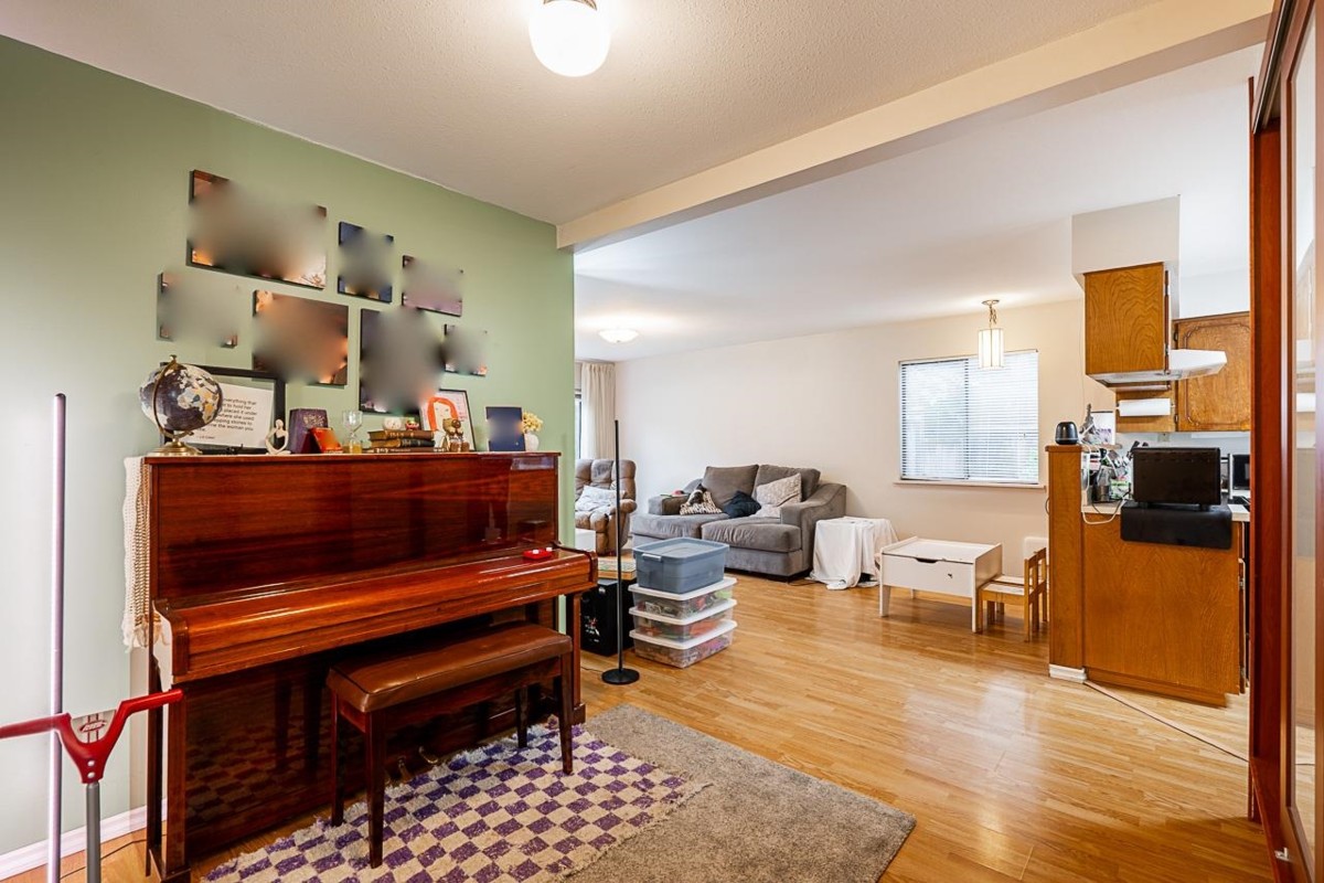 Outdoor Patio Photo of 8074 19th Avenue, Burnaby, BC