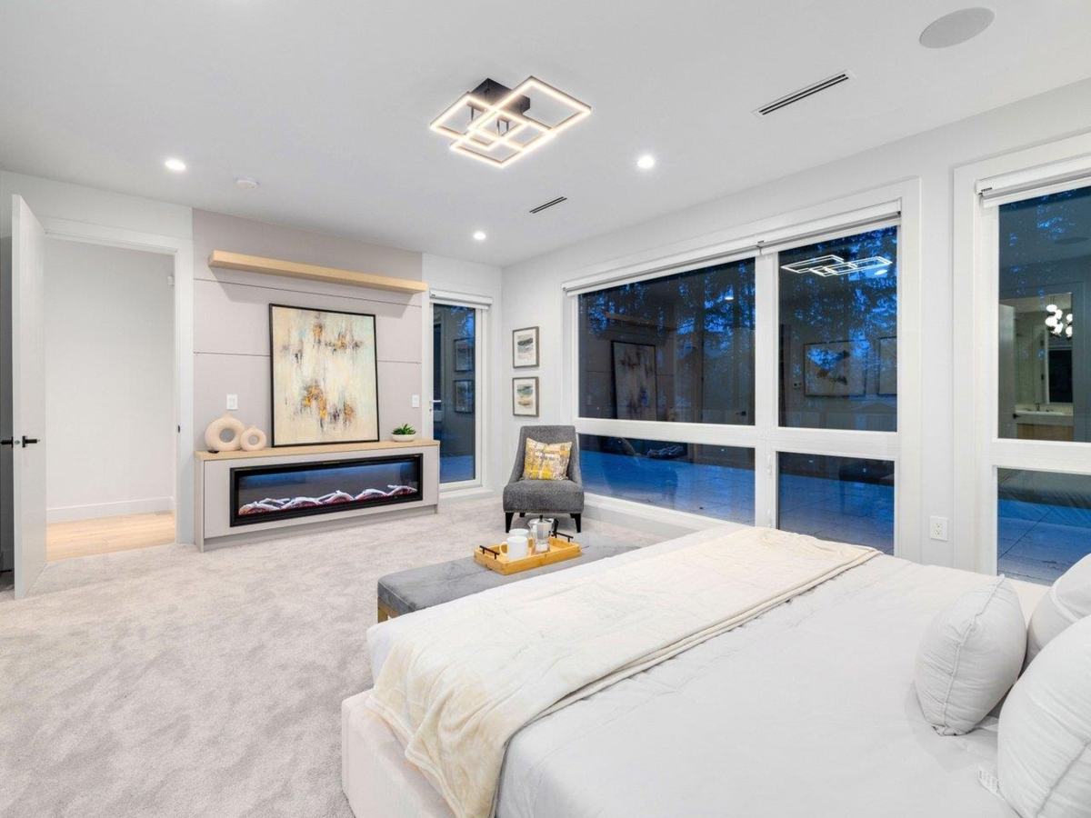 Mudroom Photo of 2589 141 Street, Surrey, BC