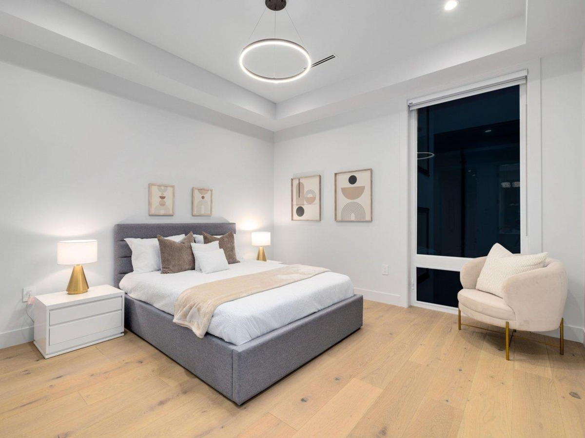 Powder Room Photo of 2589 141 Street, Surrey, BC