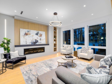Breakfast Nook Photo of 2589 141 Street, Surrey, BC