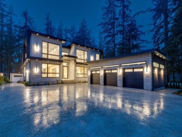 2589 141 Street, Surrey, BC, Surrey — 7 bed single family residence for sale