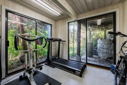 Hot Tub / Spa Photo of 5651 Westhaven Road, West Vancouver, BC