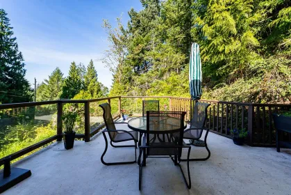 Office / Den Photo of 5651 Westhaven Road, West Vancouver, BC