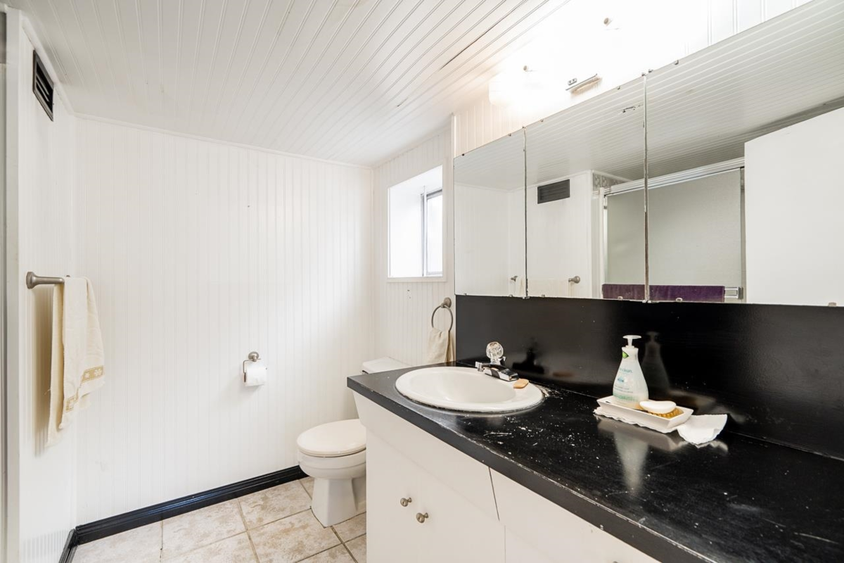 Backyard Photo of 3038 Charles Street, Vancouver, BC