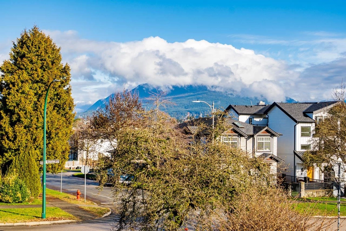 Family Room Photo of 3038 Charles Street, Vancouver, BC