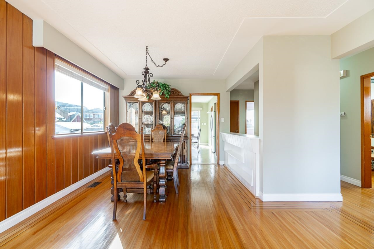 Primary Bedroom Photo of 3038 Charles Street, Vancouver, BC