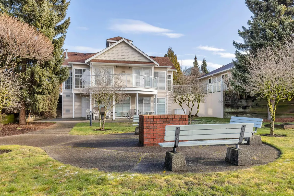 Front Yard Photo of 17 2006 Winfield Drive, Abbotsford, BC