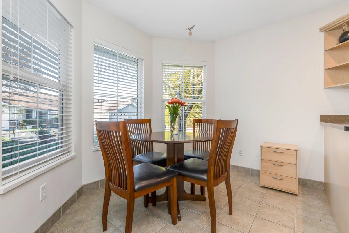 Primary Bathroom Photo of 17 2006 Winfield Drive, Abbotsford, BC