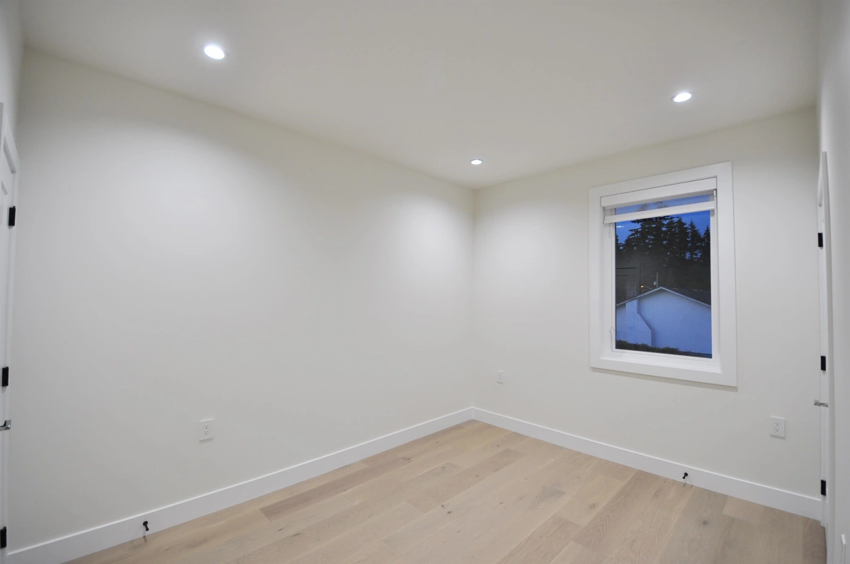 Hot Tub / Spa Photo of 104 1138 Dansey Avenue, Coquitlam, BC