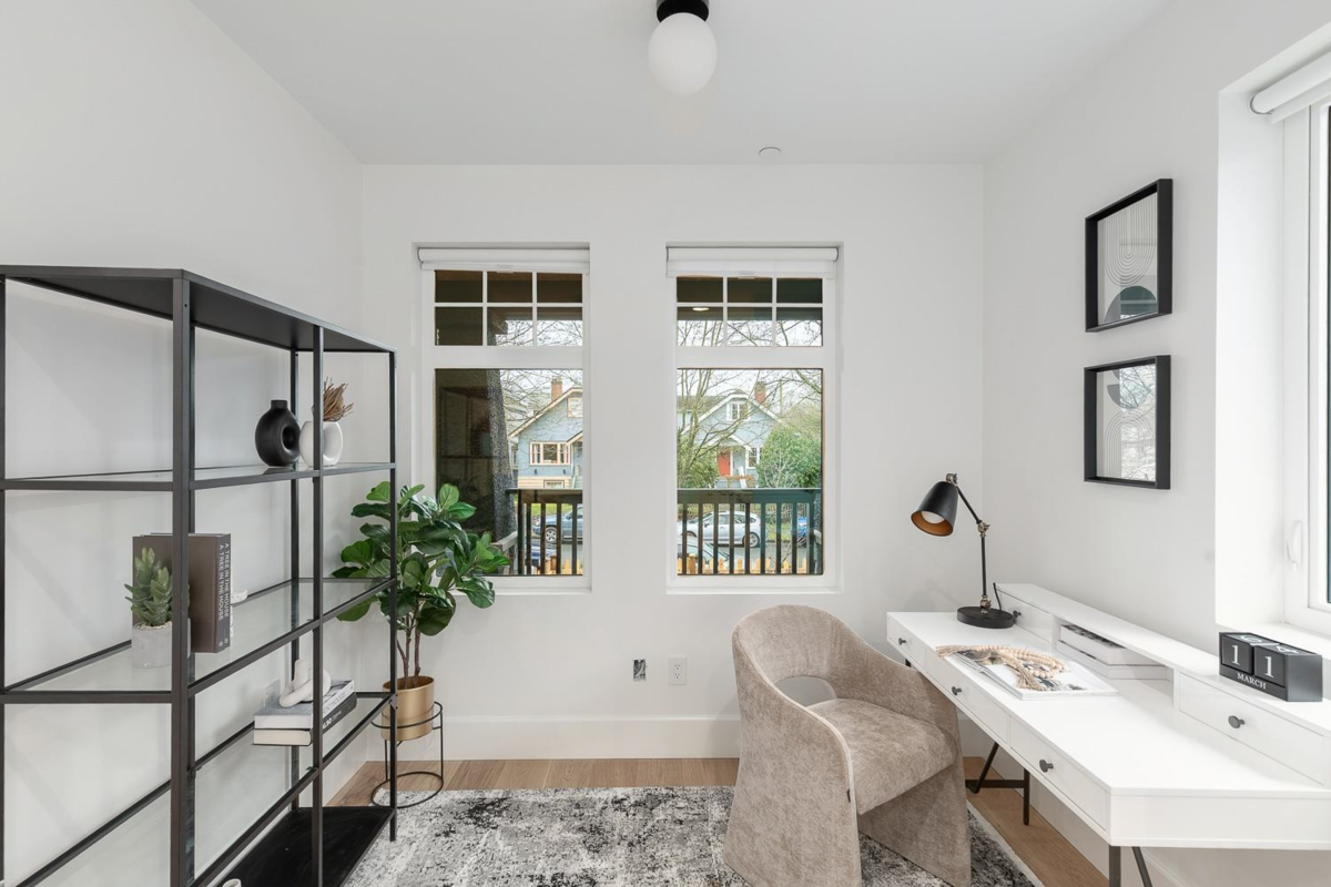 Breakfast Nook Photo of 855 E 19th Avenue, Vancouver, BC