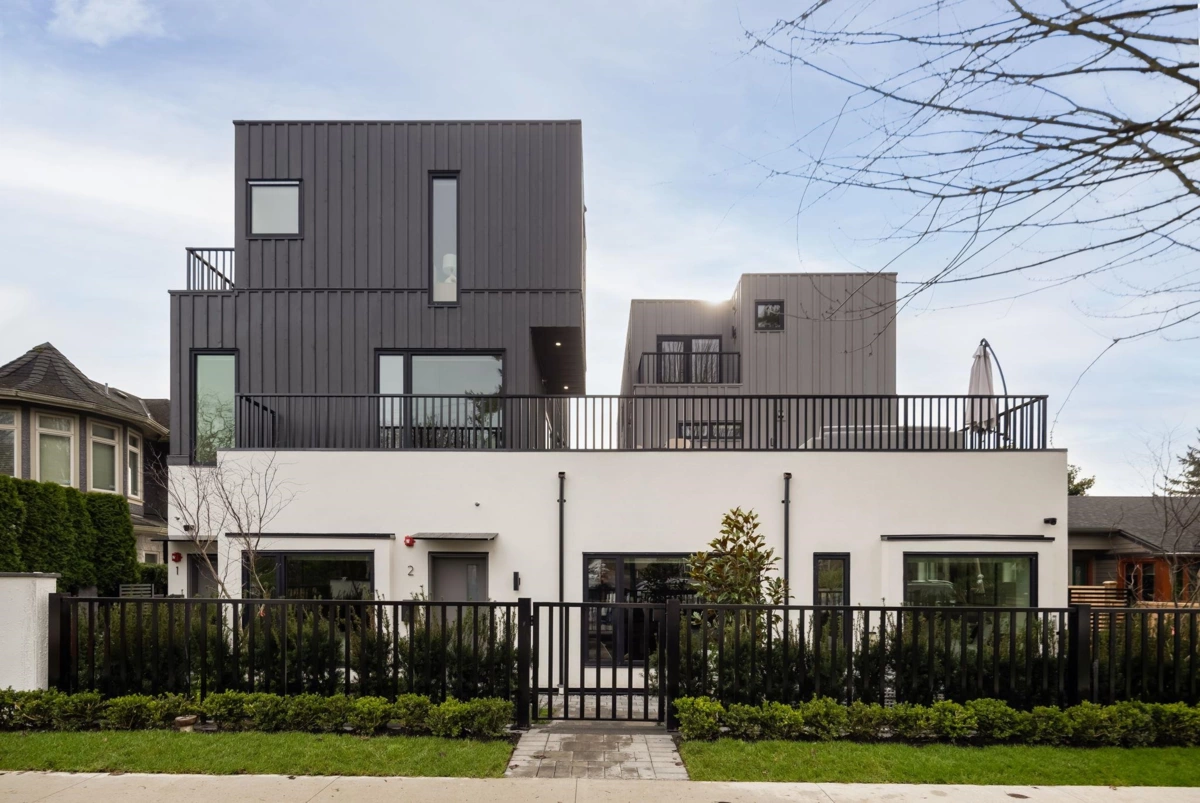 Exterior Rear Photo of 1 950 W 57th Avenue, Vancouver, BC