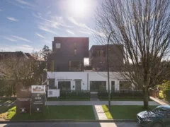 1 950 W 57th Avenue, Vancouver, BC