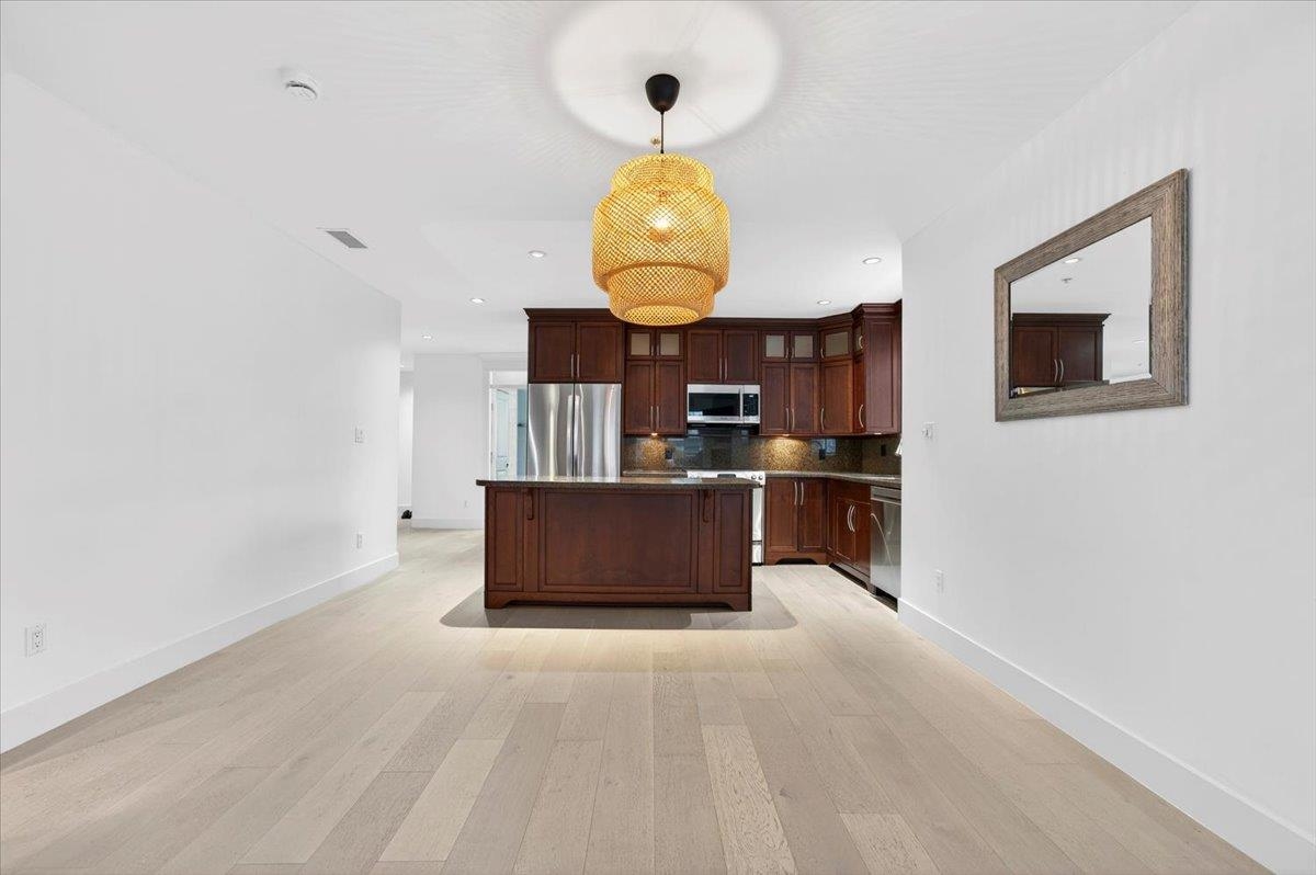 Bedroom 2 Photo of 102 15164 Prospect Avenue, White Rock, BC