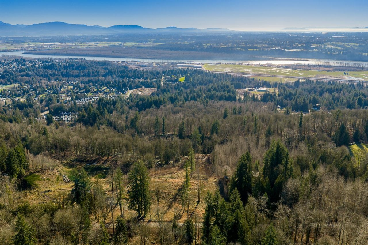 Walk-In Closet Photo of 31390 Olson Avenue, Mission, BC