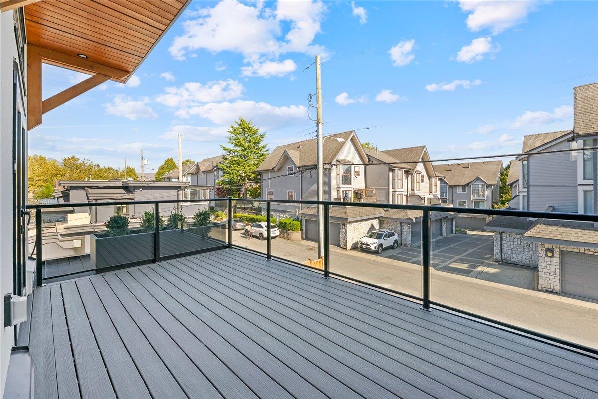 Hot Tub / Spa Photo of 4852 Slocan Street, Vancouver, BC