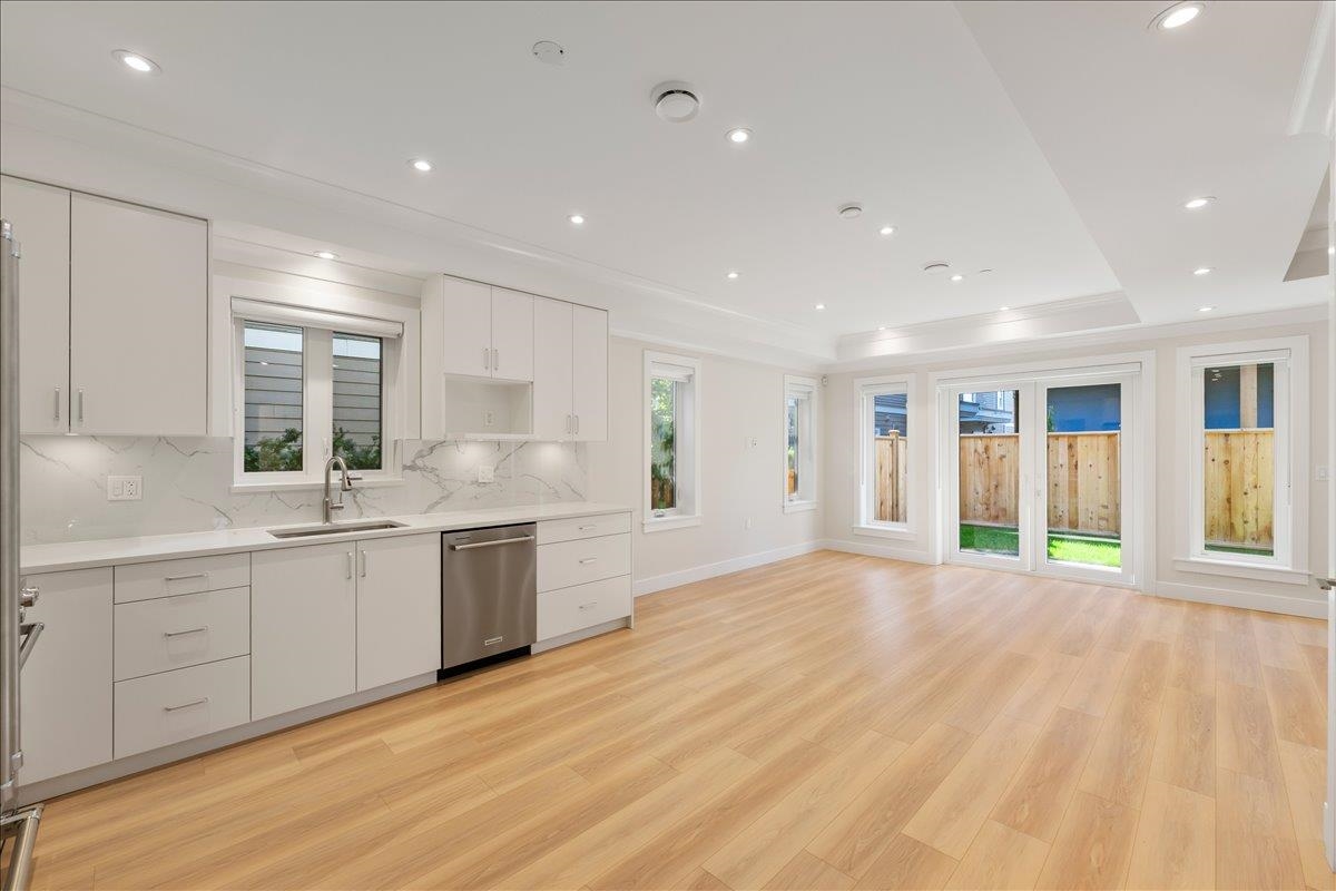 Walk-In Closet Photo of 4852 Slocan Street, Vancouver, BC