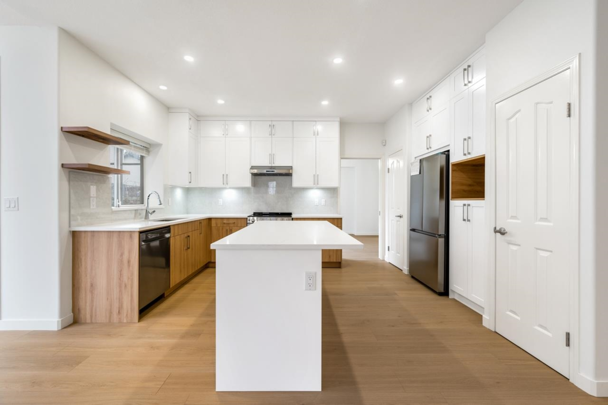 Breakfast Nook Photo of 2905 Woodstone Court, Coquitlam, BC