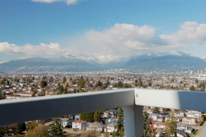 2104 5652 Patterson Avenue, Burnaby, BC, Burnaby — Apartment/Condo for sale
