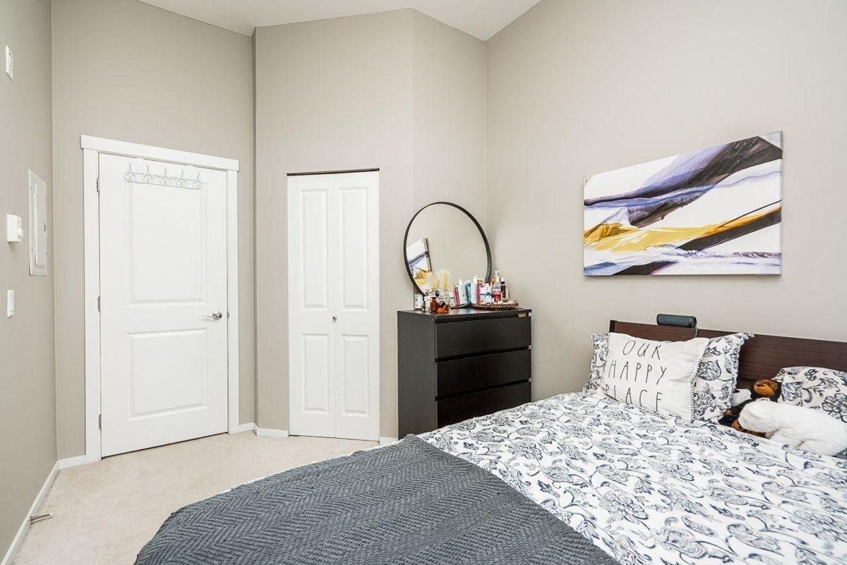 Kitchen Island Photo of 105 1330 Genest Way, Coquitlam, BC