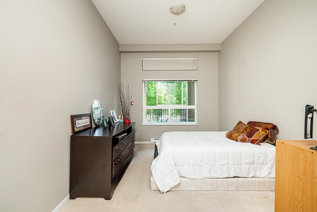 Primary Bathroom Photo of 105 1330 Genest Way, Coquitlam, BC