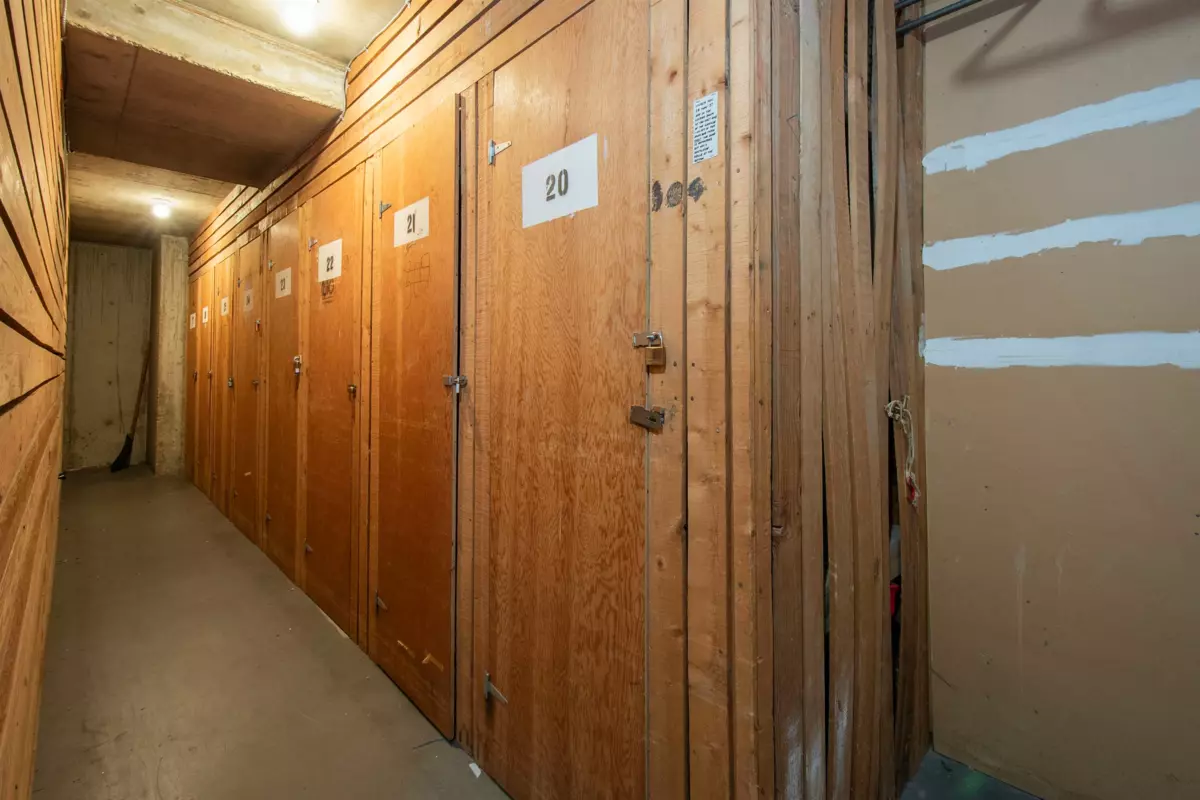 Basement Recreation Room Photo of 101 236 W 2nd Street, North Vancouver, BC