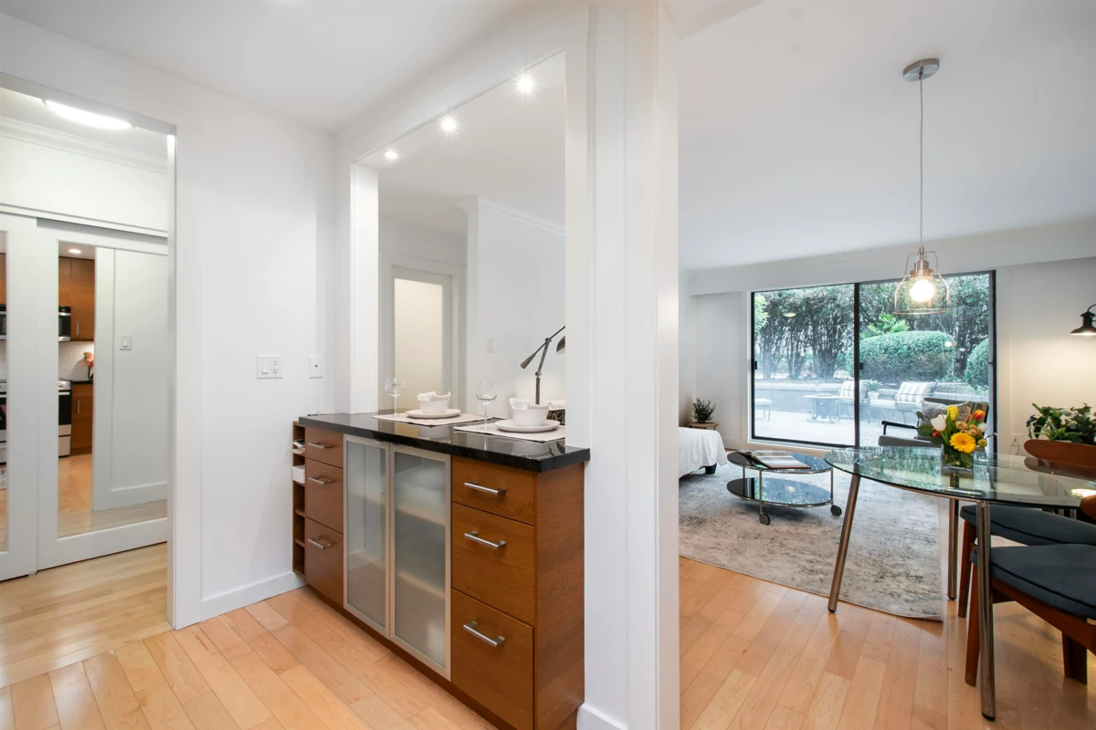 Kitchen Photo of 101 236 W 2nd Street, North Vancouver, BC