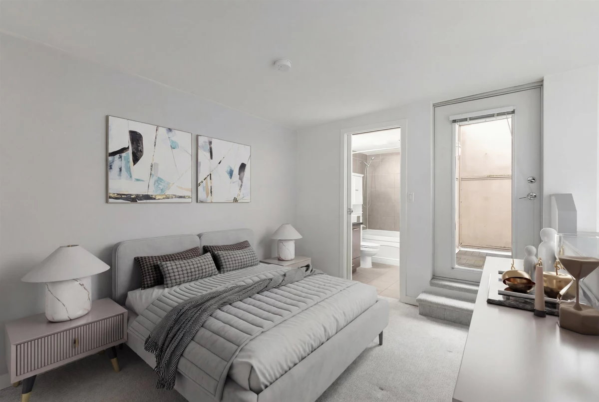 Kitchen Photo of PH7 1288 Chesterfield Avenue, North Vancouver, BC