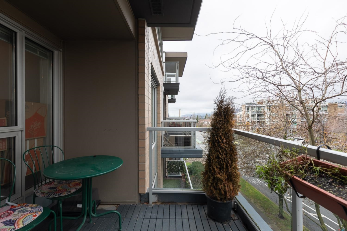 Office / Den Photo of PH7 1288 Chesterfield Avenue, North Vancouver, BC