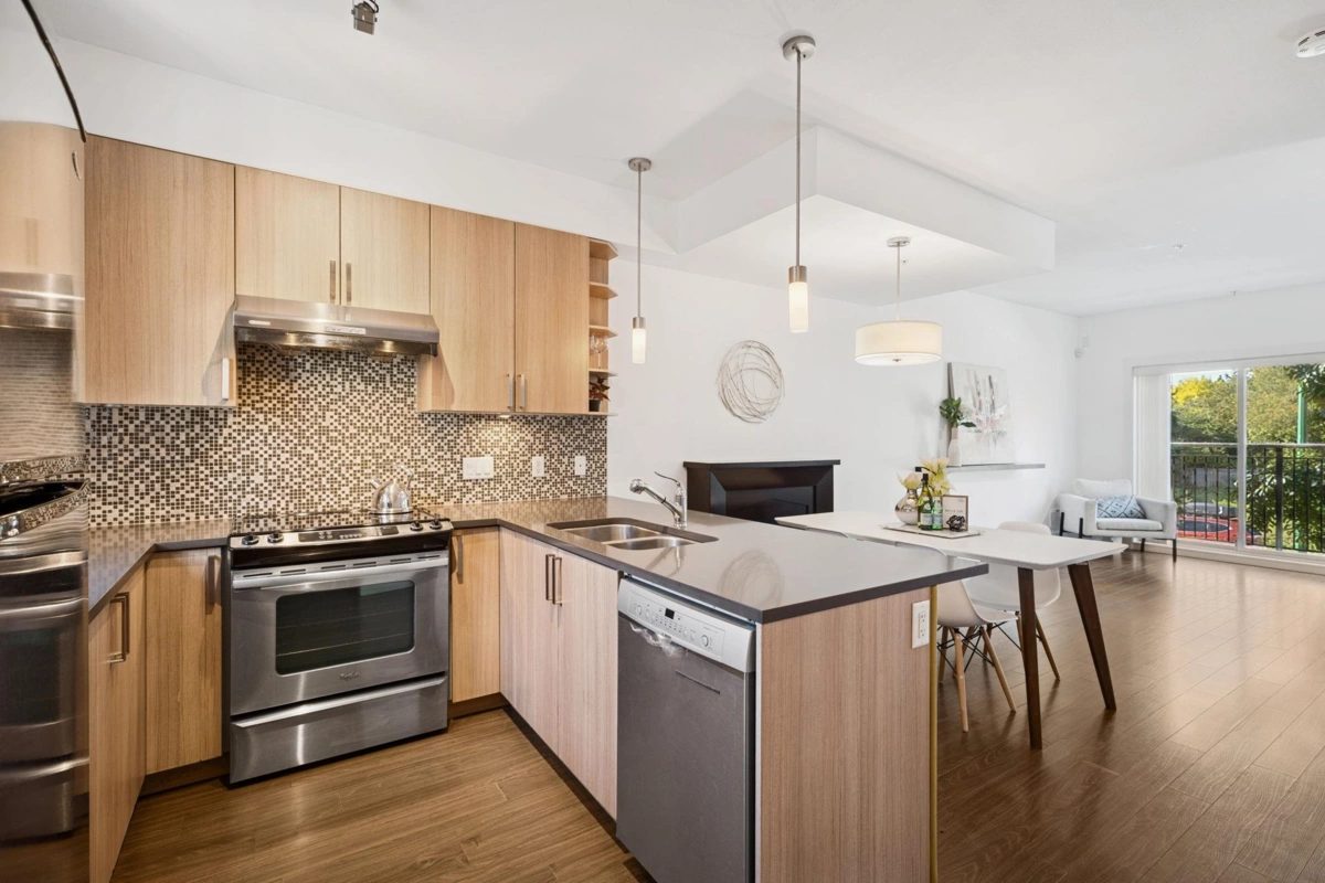 Breakfast Nook Photo of 203 7168 Stride Avenue, Burnaby, BC