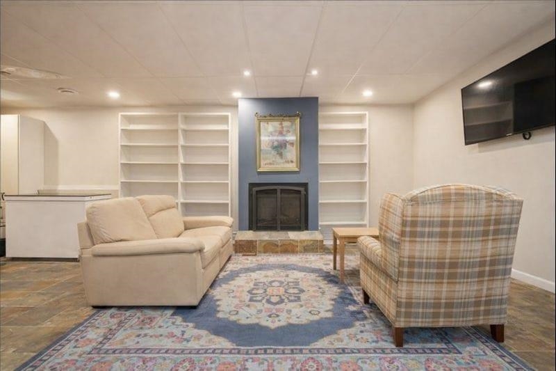 Hallway Photo of 122 43995 Chilliwack Mountain Road, Chilliwack, BC