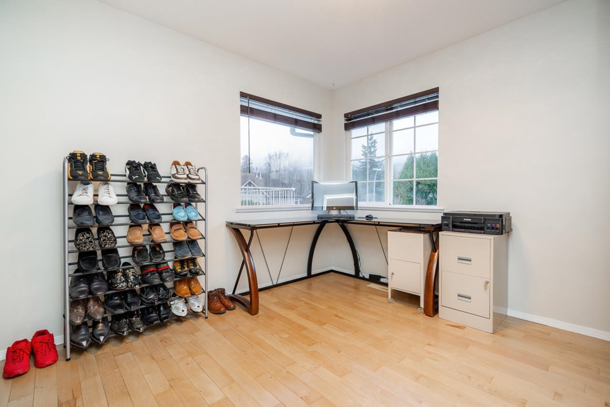 Laundry Room Photo of 122 43995 Chilliwack Mountain Road, Chilliwack, BC