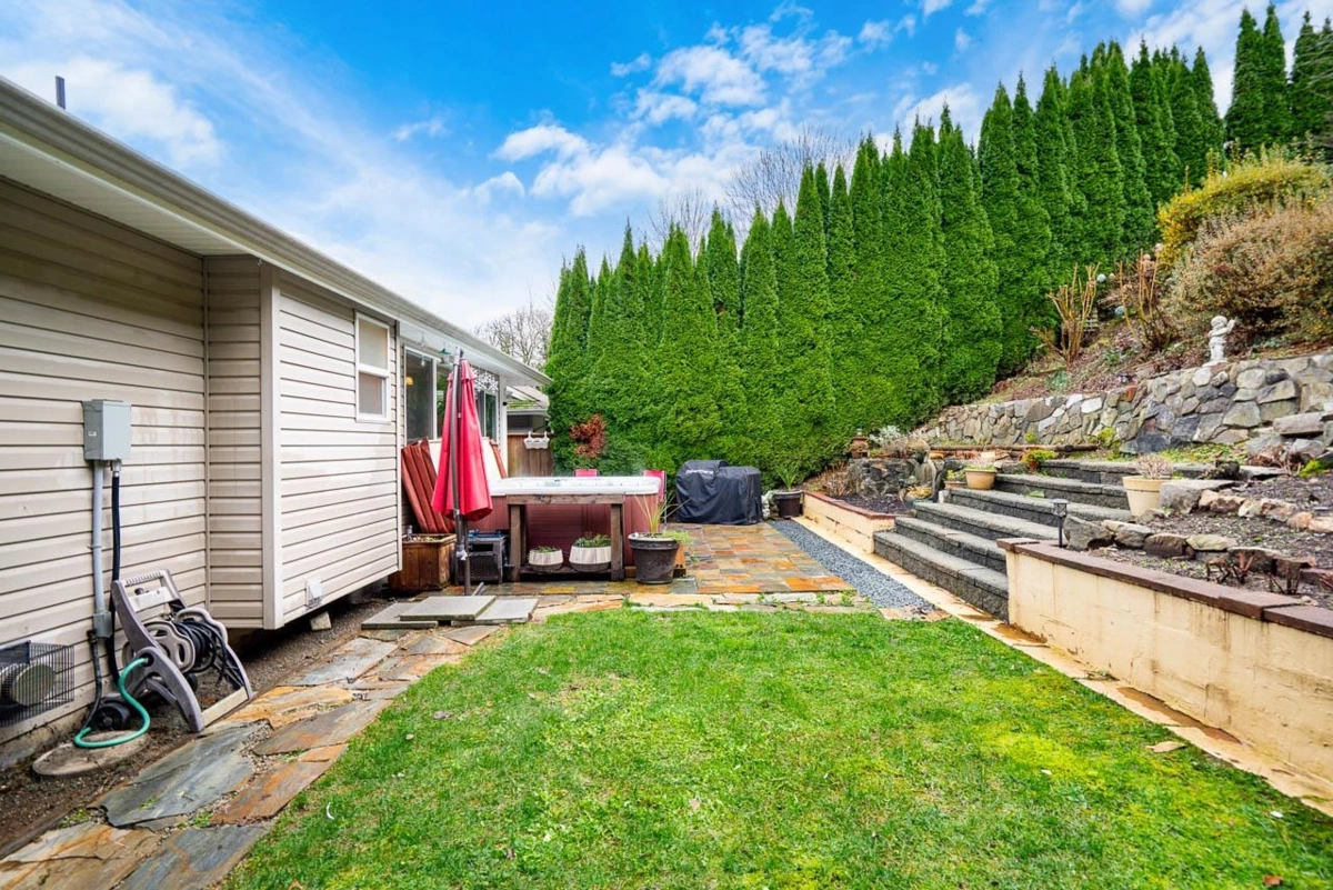 Outdoor Patio Photo of 122 43995 Chilliwack Mountain Road, Chilliwack, BC