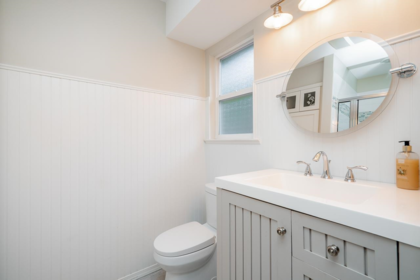 Guest Bathroom Photo of 122 43995 Chilliwack Mountain Road, Chilliwack, BC