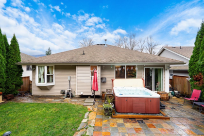 Swimming Pool Photo of 122 43995 Chilliwack Mountain Road, Chilliwack, BC