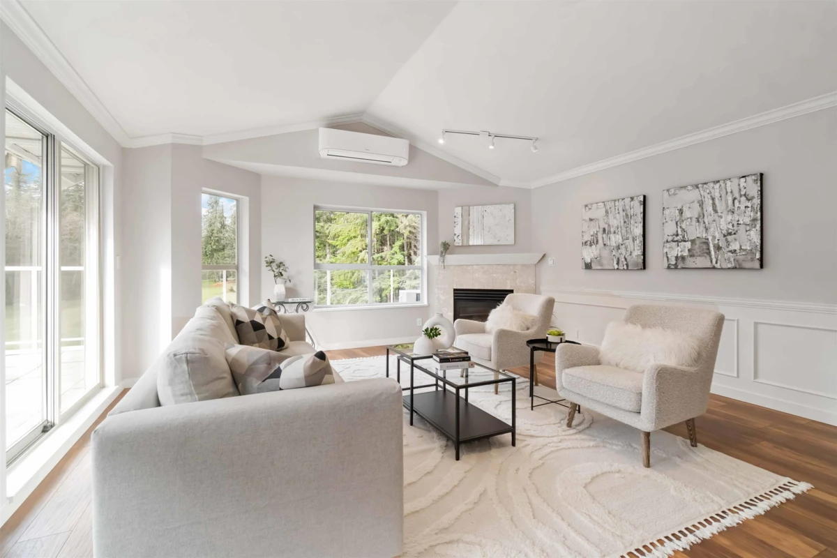 Kitchen Island Photo of 401 1281 Parkgate Avenue, North Vancouver, BC