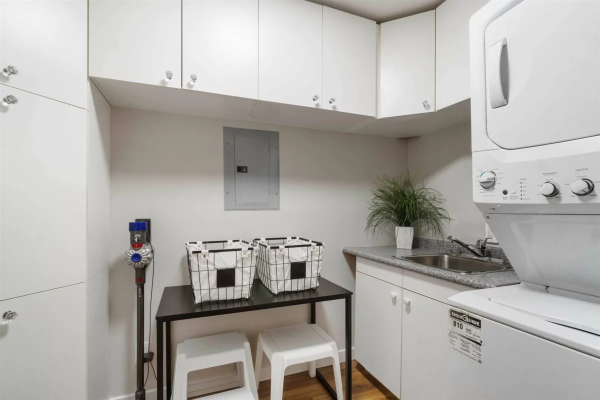 Outdoor Deck Photo of 401 1281 Parkgate Avenue, North Vancouver, BC