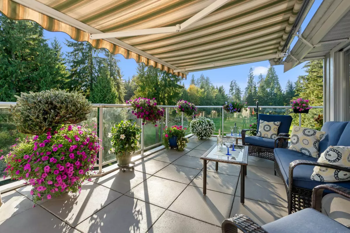 Outdoor Kitchen Photo of 401 1281 Parkgate Avenue, North Vancouver, BC